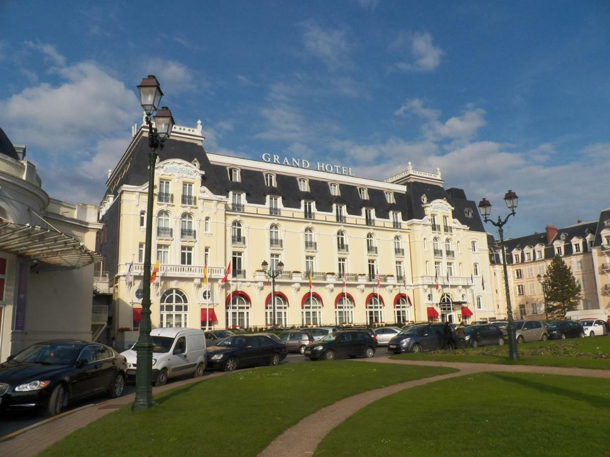 Cabourg - Hyper Centre, Plage Kültér fotó